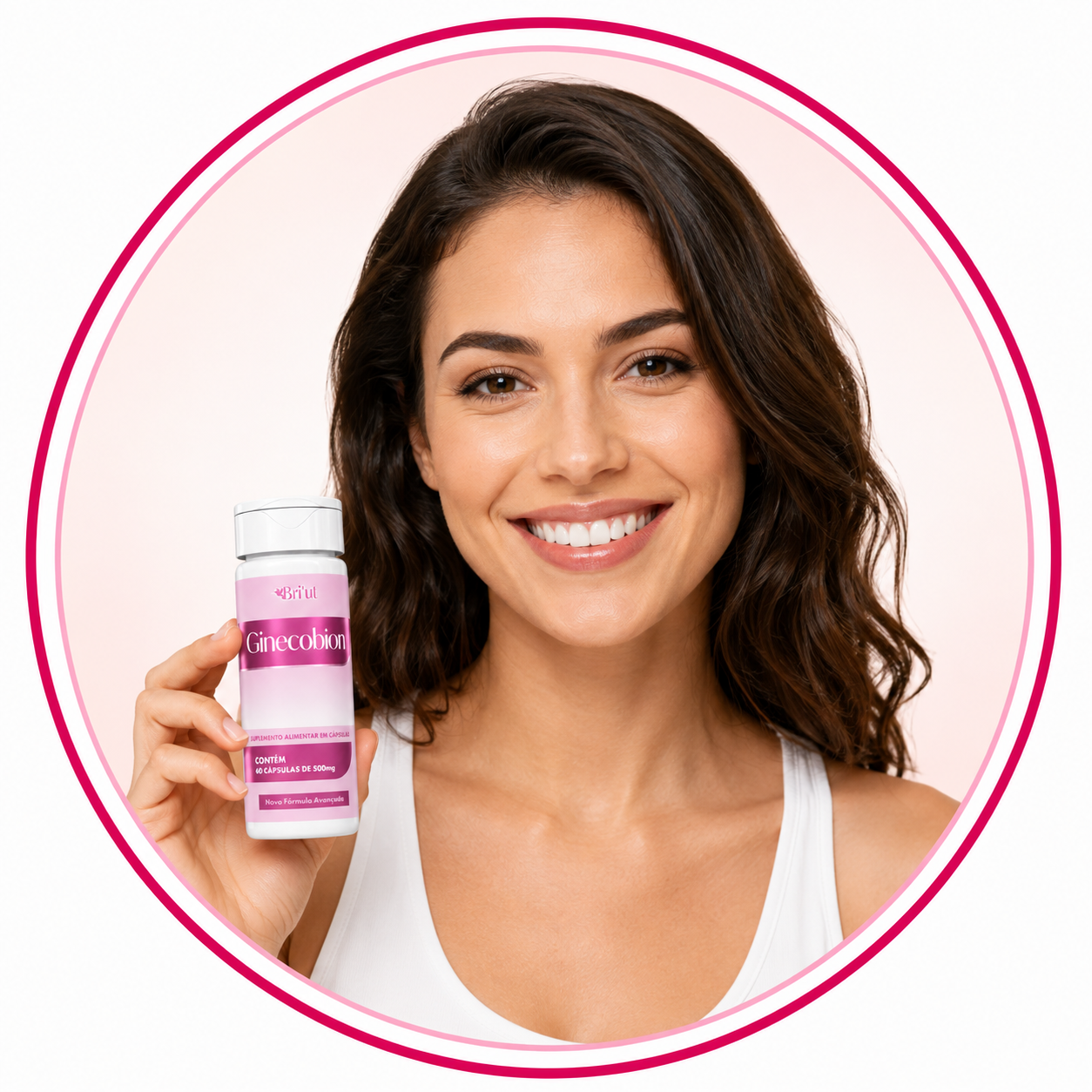 Mulher adulta consumindo duas cápsulas com água